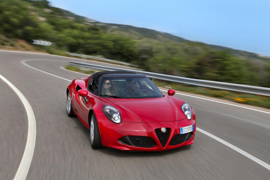  Alfa Romeo 4C Spider (960) 2015 года  (WW) (фото 55 из 59)